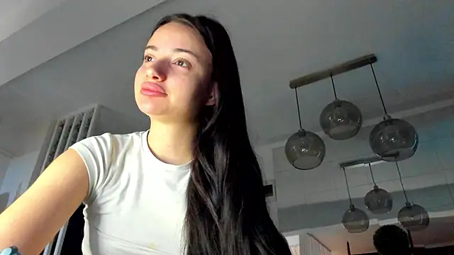 IreneVON online show from 10.18.25