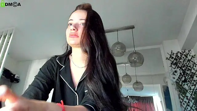 Snapshot of IreneVON chatting on 05.15.26 IreneVON online show from 05.15.26