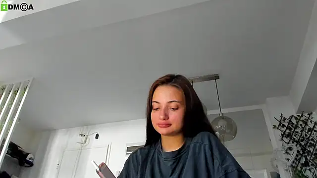 Snapshot of IreneVON chatting on 06.11.26 IreneVON online show from 06.11.26
