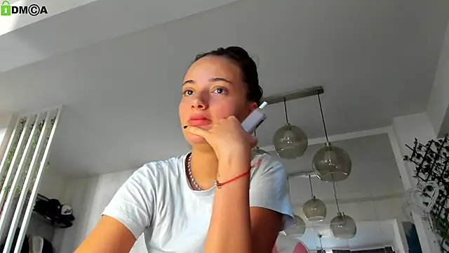 Snapshot of IreneVON chatting on 07.19.26 IreneVON online show from 07.19.26