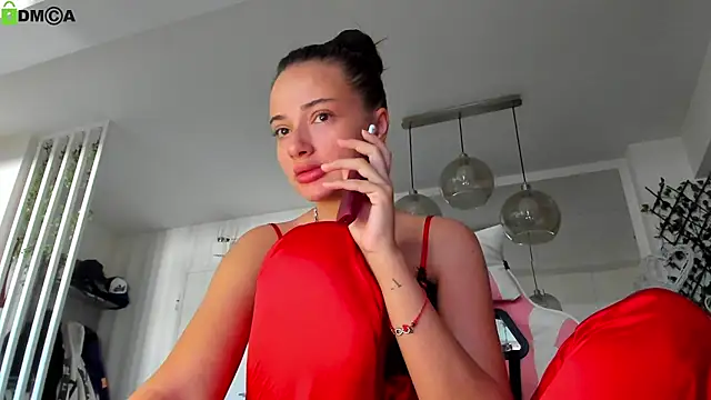 Snapshot of IreneVON chatting on 07.28.26 IreneVON online show from 07.28.26