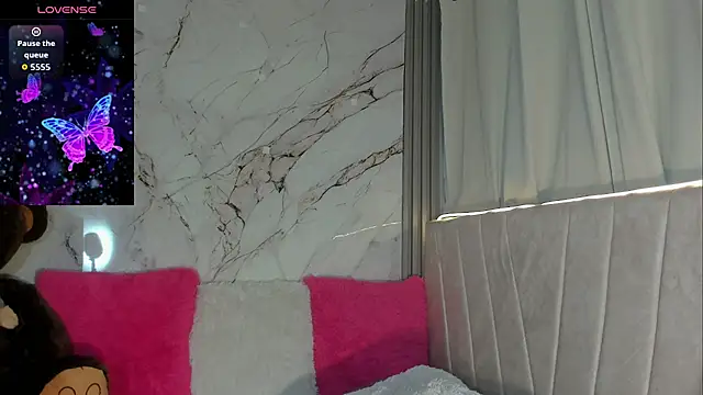 Snapshot of angeli_sexi chatting on 11.07.25 angeli sexi online show from 11.07.25