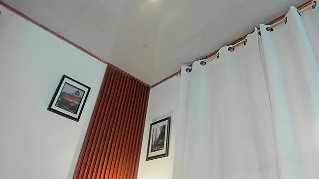 Snapshot of angeli_sexi chatting on 06.16.26 angeli sexi online show from 06.16.26