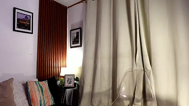 Snapshot of angeli_sexi chatting on 07.21.26 angeli sexi online show from 07.21.26