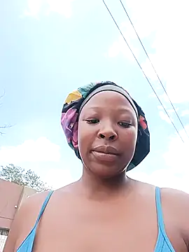 Snapshot of Mayo01_ chatting on 12.30.24 Mayo01  online show from 12.30.24