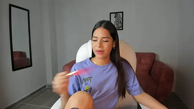 Alice23jones online show from 02.06.25