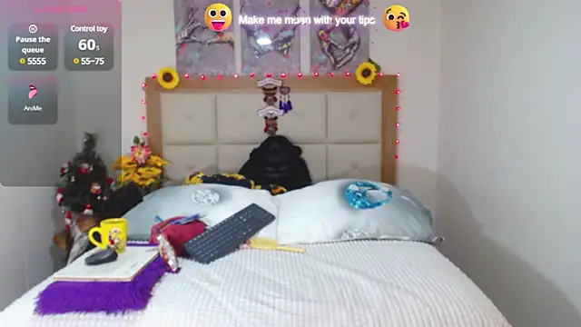 Snapshot of valentina_hearts chatting on 12.19.24 valentina hearts online show from 12.19.24