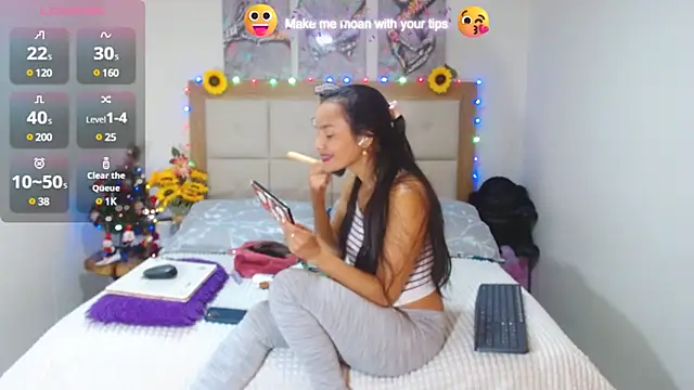 Snapshot of valentina_hearts chatting on 01.06.25 valentina hearts online show from 01.06.25