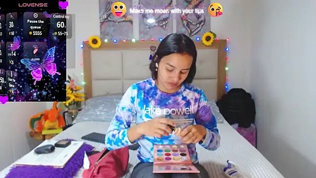 Snapshot of valentina_hearts chatting on 01.15.25 valentina hearts online show from 01.15.25