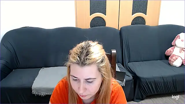 Snapshot of VioletaFlower7 chatting on 03.13.25 VioletaFlower7 online show from 03.13.25