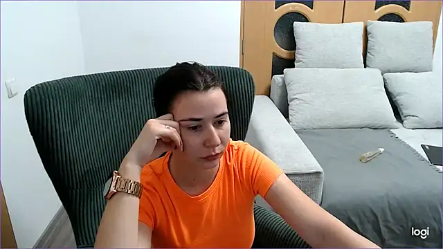 Snapshot of VioletaFlower7 chatting on 11.06.25 VioletaFlower7 online show from 11.06.25