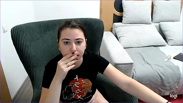 Snapshot of VioletaFlower7 chatting on 11.08.25 VioletaFlower7 online show from 11.08.25