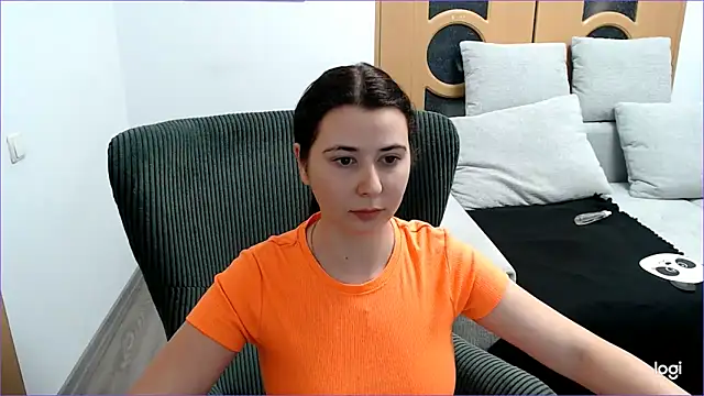 VioletaFlower7 online show from 01.05.26