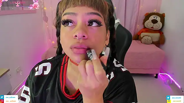 zoesullivan online show from 11.06.25