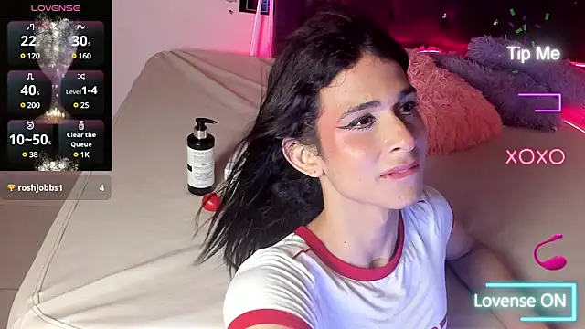 Snapshot of Mara_friendboy699 chatting on 02.06.25 Mara friendboy699 online show from 02.06.25