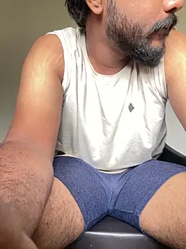 Snapshot of Hottest_Tamil chatting on 01.09.25 Hottest Tamil online show from 01.09.25