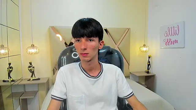 Snapshot of Jake_evans chatting on 09.22.25 Jake evans online show from 09.22.25