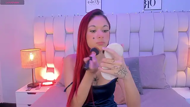 SkinnyFoxy online show from 02.05.26