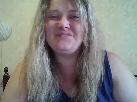 Snapshot of ParisMimi chatting on 04.29.26 ParisMimi online show from 04.29.26