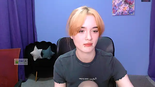 Snapshot of liana_kisses chatting on 01.15.25 liana kisses online show from 01.15.25