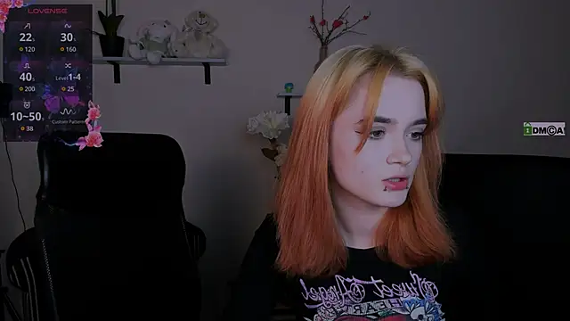Snapshot of liana_kisses chatting on 01.19.25 liana kisses online show from 01.19.25