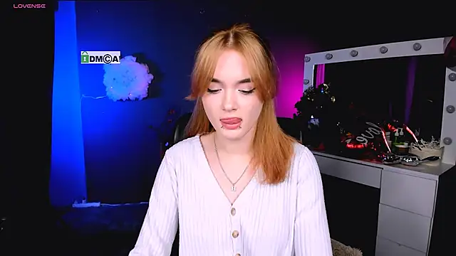 Snapshot of liana_kisses chatting on 02.17.25 liana kisses online show from 02.17.25