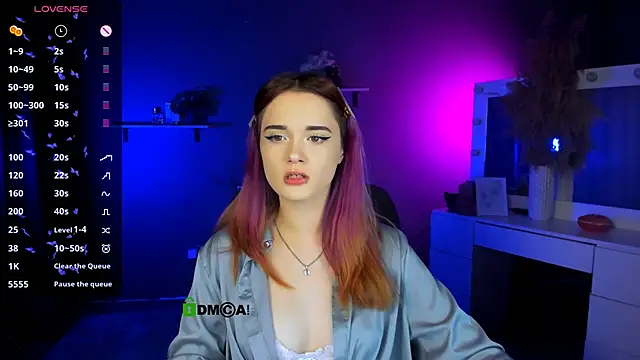 Snapshot of liana_kisses chatting on 09.13.25 liana kisses online show from 09.13.25