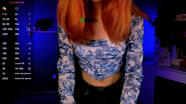 Snapshot of liana_kisses chatting on 10.08.25 liana kisses online show from 10.08.25