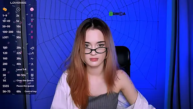 Snapshot of liana_kisses chatting on 11.10.25 liana kisses online show from 11.10.25