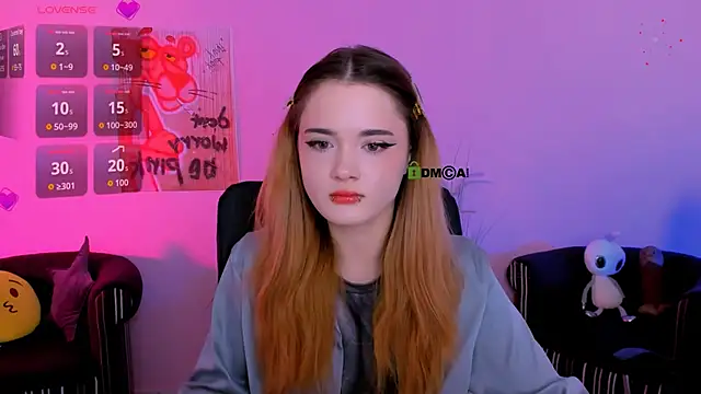 Snapshot of liana_kisses chatting on 12.17.25 liana kisses online show from 12.17.25