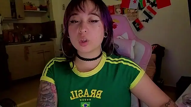Snapshot of FernandaOrtegaaa chatting on 06.19.26 FernandaOrtegaaa online show from 06.19.26