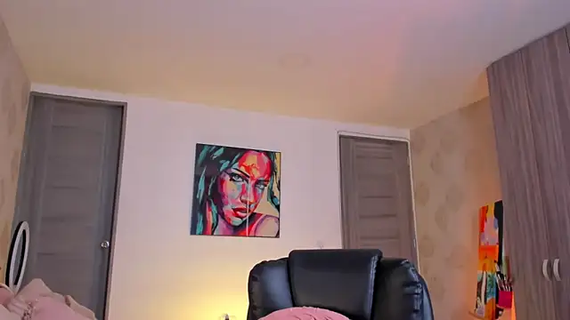 martinaaricci online show from 12.05.24