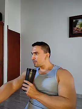 Snapshot of jhay-crux chatting on 12.27.24 jhay-crux online show from 12.27.24