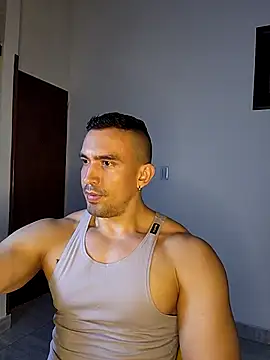 Snapshot of jhay-crux chatting on 03.05.25 jhay-crux online show from 03.05.25