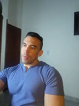 Snapshot of jhay-crux chatting on 04.27.26 jhay-crux online show from 04.27.26