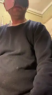 Snapshot of Ariel_Ari chatting on 01.27.25 Ariel Ari online show from 01.27.25