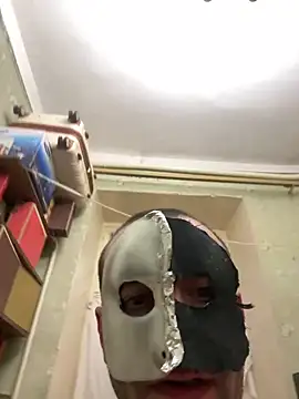 Snapshot of Ariel_Ari chatting on 02.16.25 Ariel Ari online show from 02.16.25