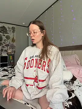 Sweetdee222x online show from 07.10.26