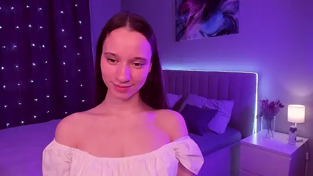 Snapshot of StaceySunny chatting on 01.20.25 StaceySunny online show from 01.20.25