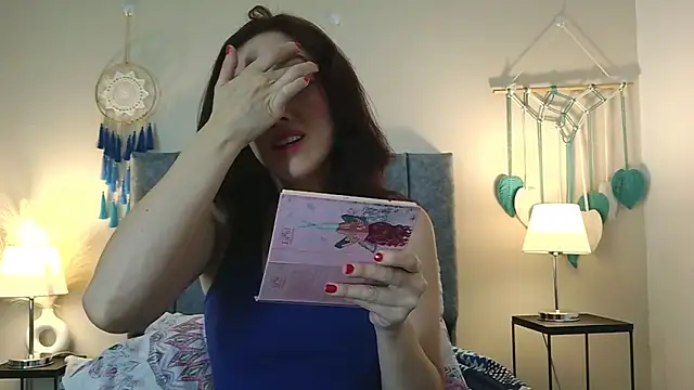 IberianMoonMK online show from 02.19.26