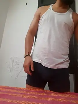 Snapshot of Desiglass_sex chatting on 12.05.25 Desiglass sex online show from 12.05.25