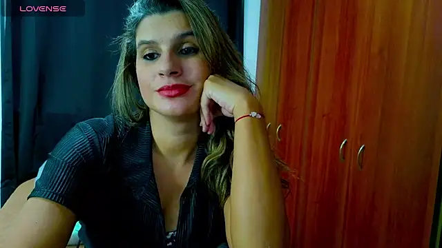 Snapshot of dalila_sexxx chatting on 03.05.25 dalila sexxx online show from 03.05.25