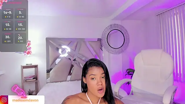 madisson davon online show from 01.03.25