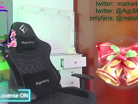 Snapshot of maika28 chatting on 04.10.26 maika28 online show from 04.10.26