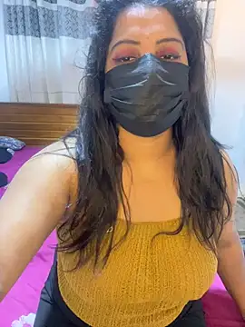 Snapshot of NOORA-GIRL chatting on 02.04.26 NOORA-GIRL online show from 02.04.26