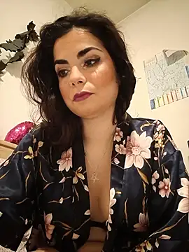 Snapshot of Saturnia_Yvonne chatting on 12.04.24 Saturnia Yvonne online show from 12.04.24