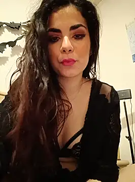 Snapshot of Saturnia_Yvonne chatting on 03.04.25 Saturnia Yvonne online show from 03.04.25