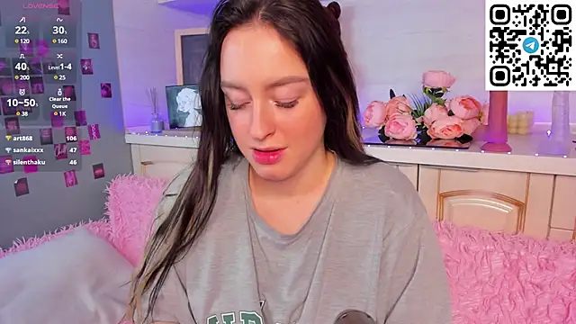 Snapshot of Kruela_Eva chatting on 03.07.25 Kruela Eva online show from 03.07.25