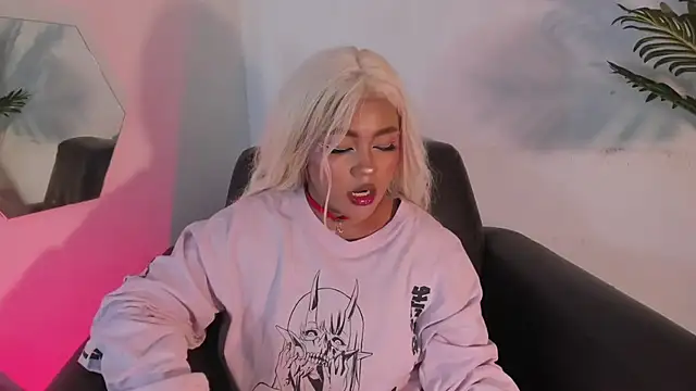 Snapshot of cherry_chel chatting on 01.30.25 cherry chel online show from 01.30.25