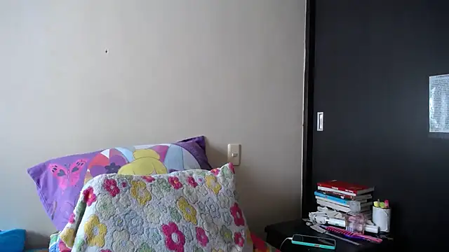 Snapshot of KAROLCANDY chatting on 04.11.26 KAROLCANDY online show from 04.11.26